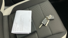 Volkswagen T-Roc 2.0 TDI SEL 5dr Diesel Hatchback